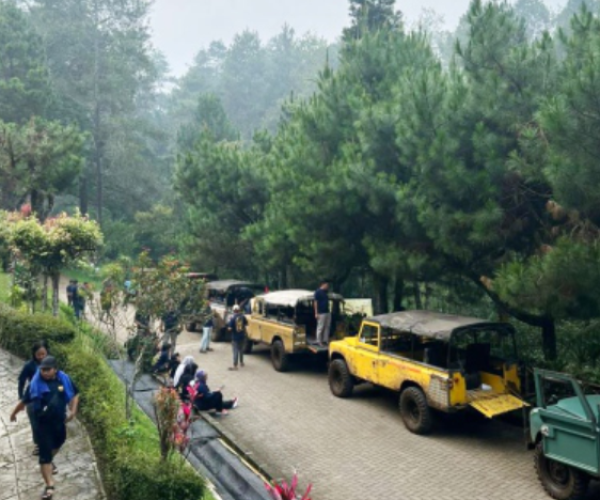 Cultural-&-Adventure-Trip-galeri-4 Cultural-&-Adventure-Trip-galeri-4