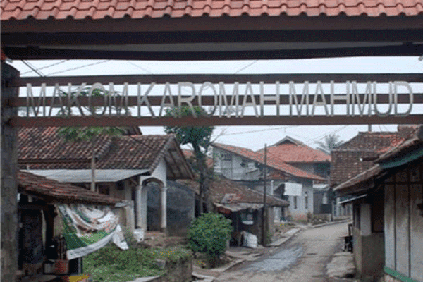 Kampung Adat Mahmud