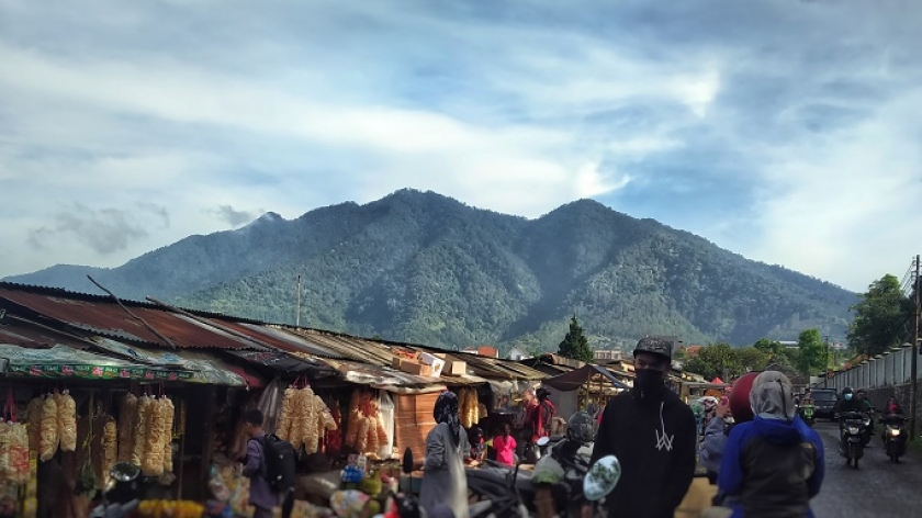 Gunung Burangrang